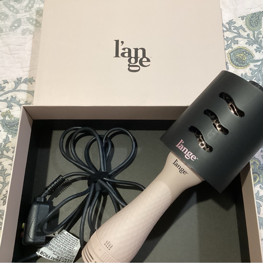 Lange Black Hair Styling Tool - Professional Women’s Hair Tool